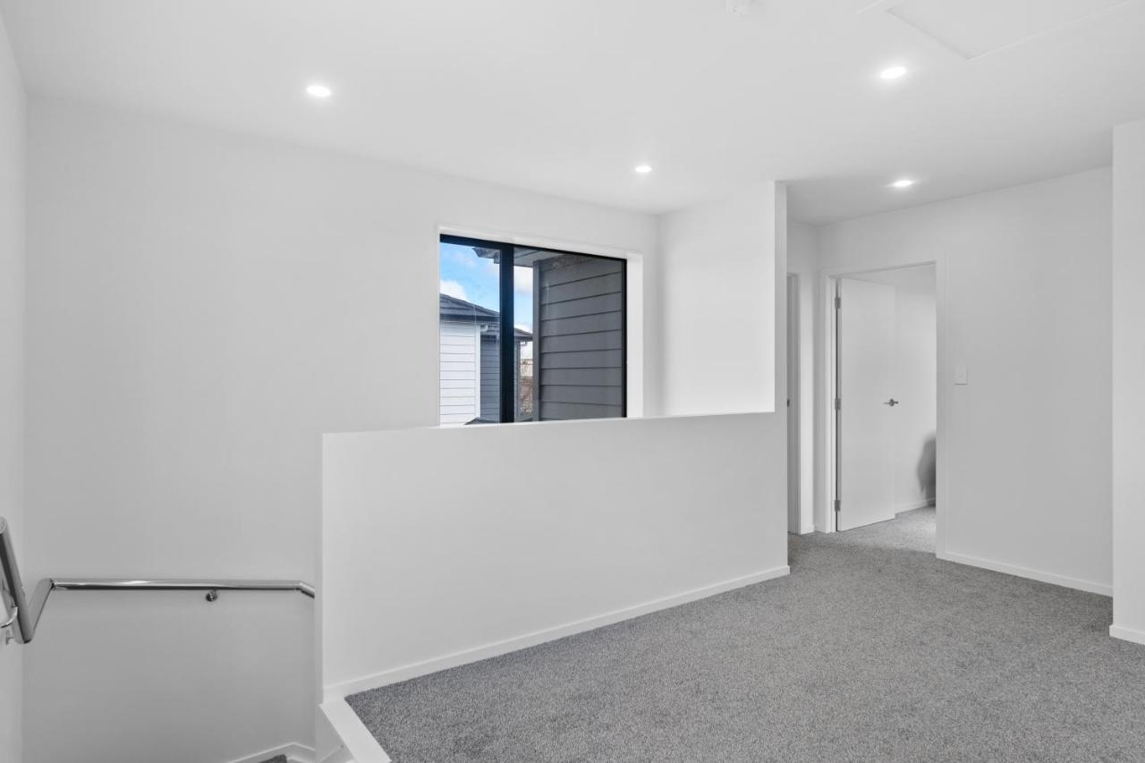 New House Walk To Rototuna Shopping Mall Villa Hamilton Exterior foto